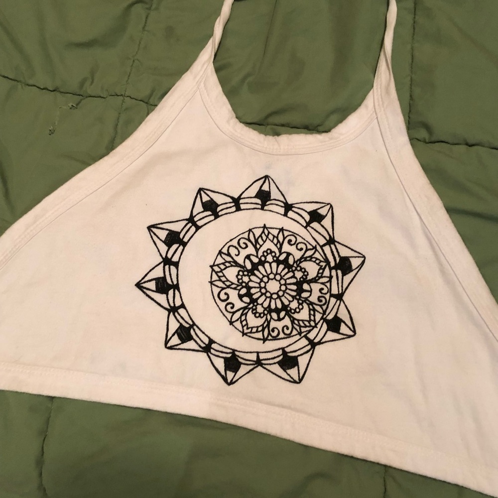 LA Hearts sun mandala crop top